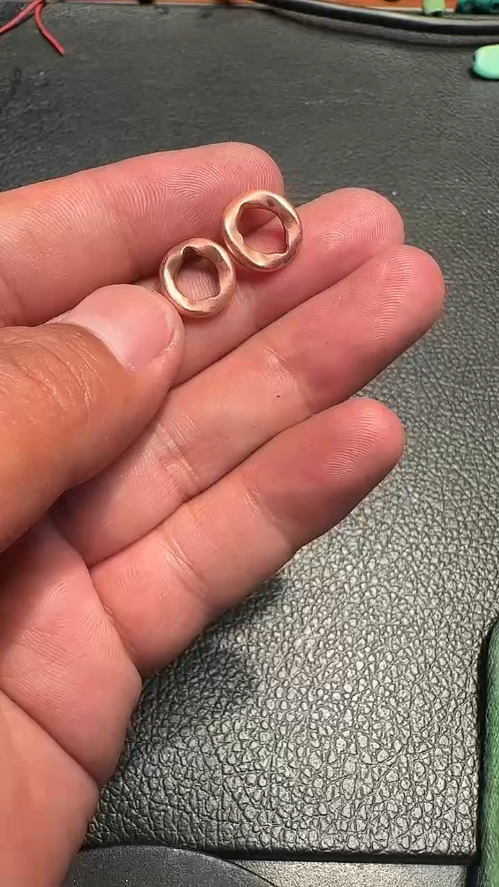 一对挂环一对挂环