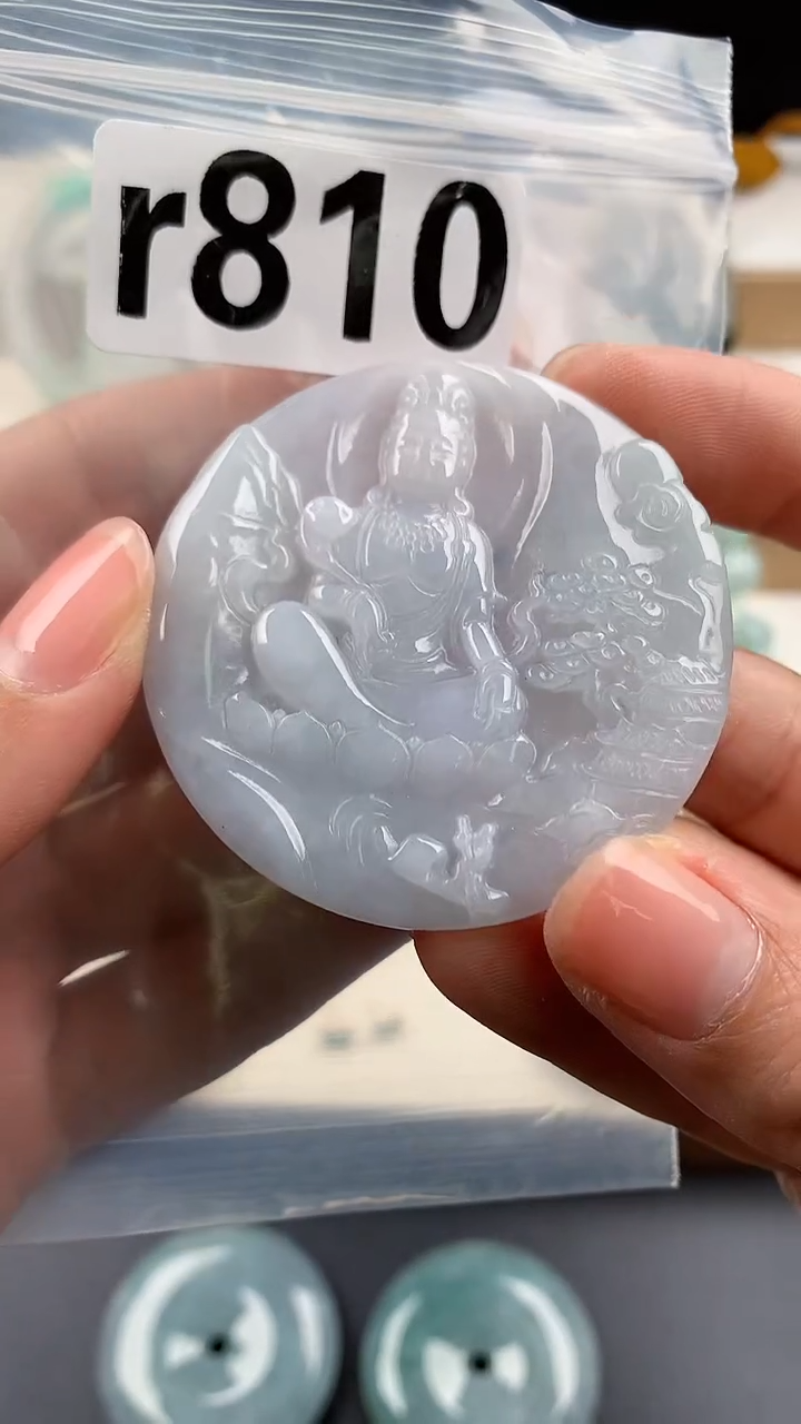 颈饰未镶嵌翡翠天然翡翠吊坠挂件
