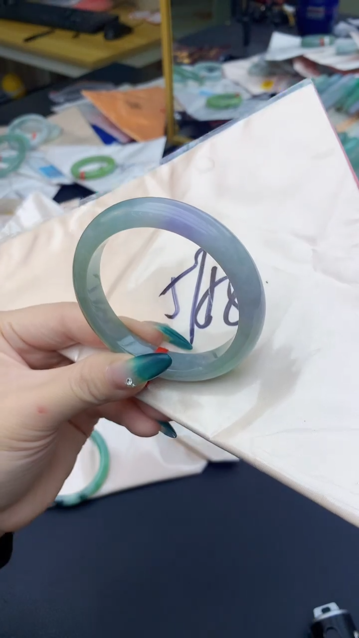 【闪购商品】翡翠手镯未镶嵌0045319745