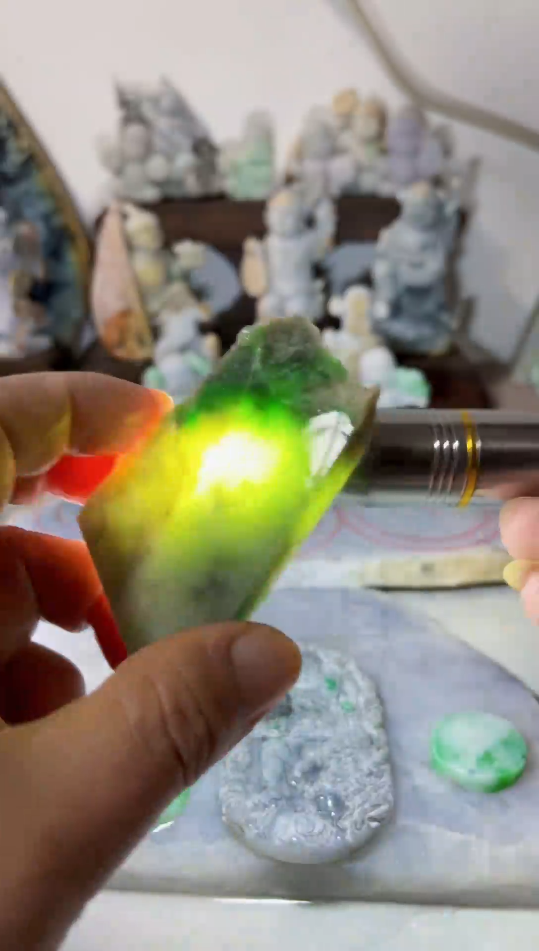 【闪购商品】翡翠吊坠(不含链)未镶嵌A849