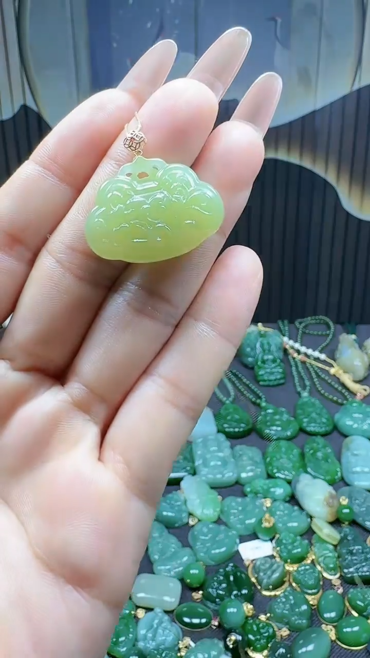 【闪购商品】和田玉吊坠(不含链)18K金镶嵌1