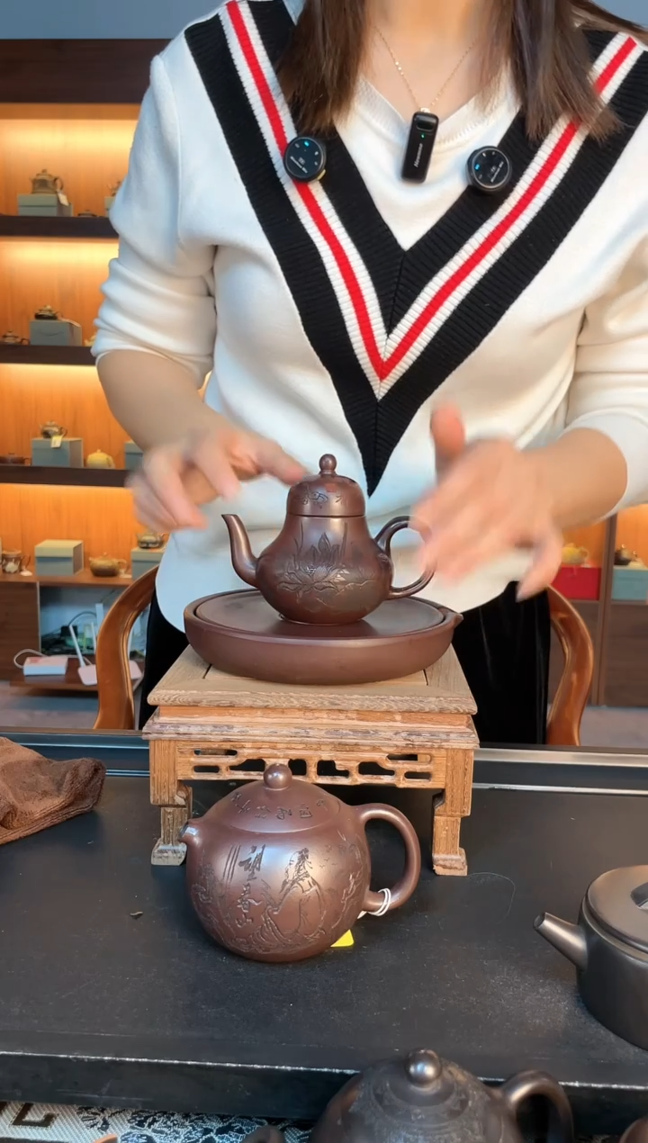 茶壶紫砂荷香思婷 1986家藏紫茄泥 马千里