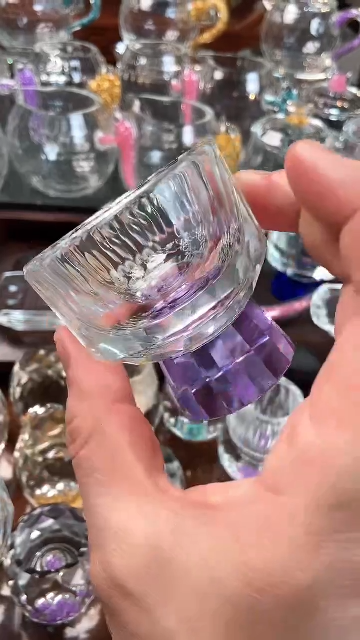 【闪购商品】玺宴新款水晶竖纹杯紫色