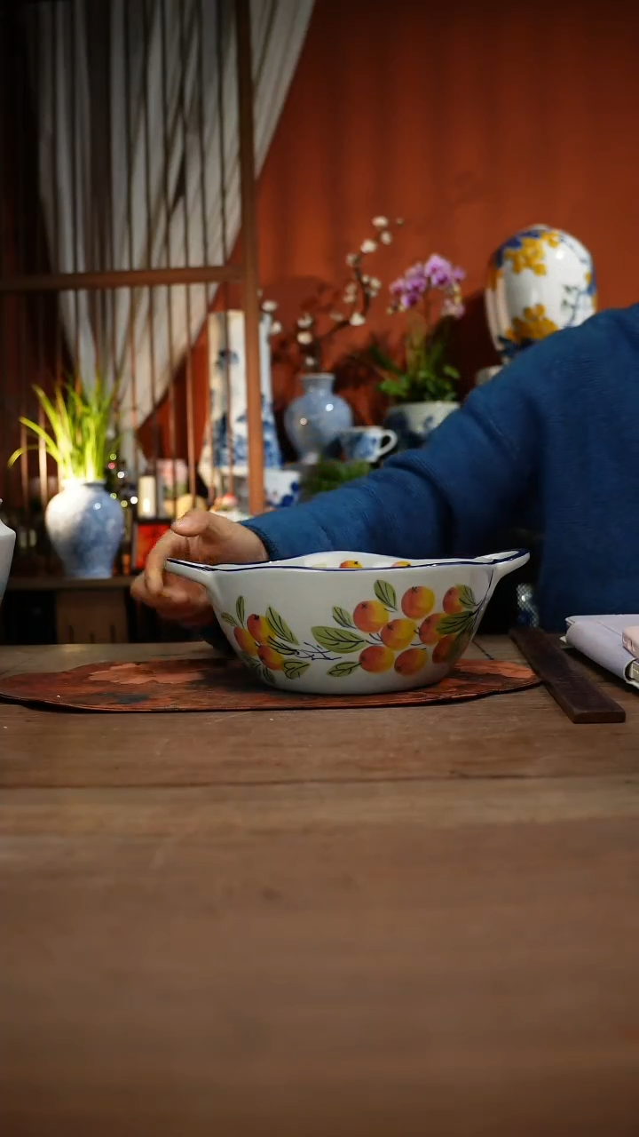 当代高温釉下彩手绘陶瓷餐具