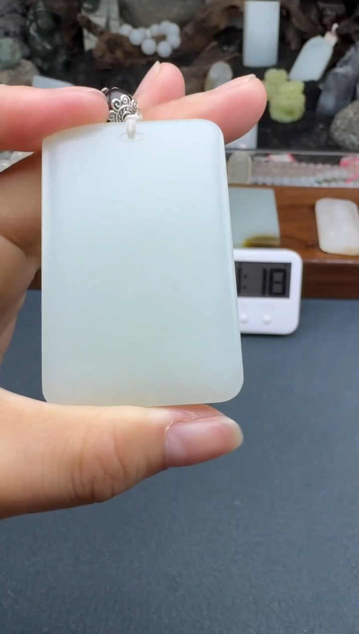 【闪购商品】和田玉颈饰未镶嵌开心