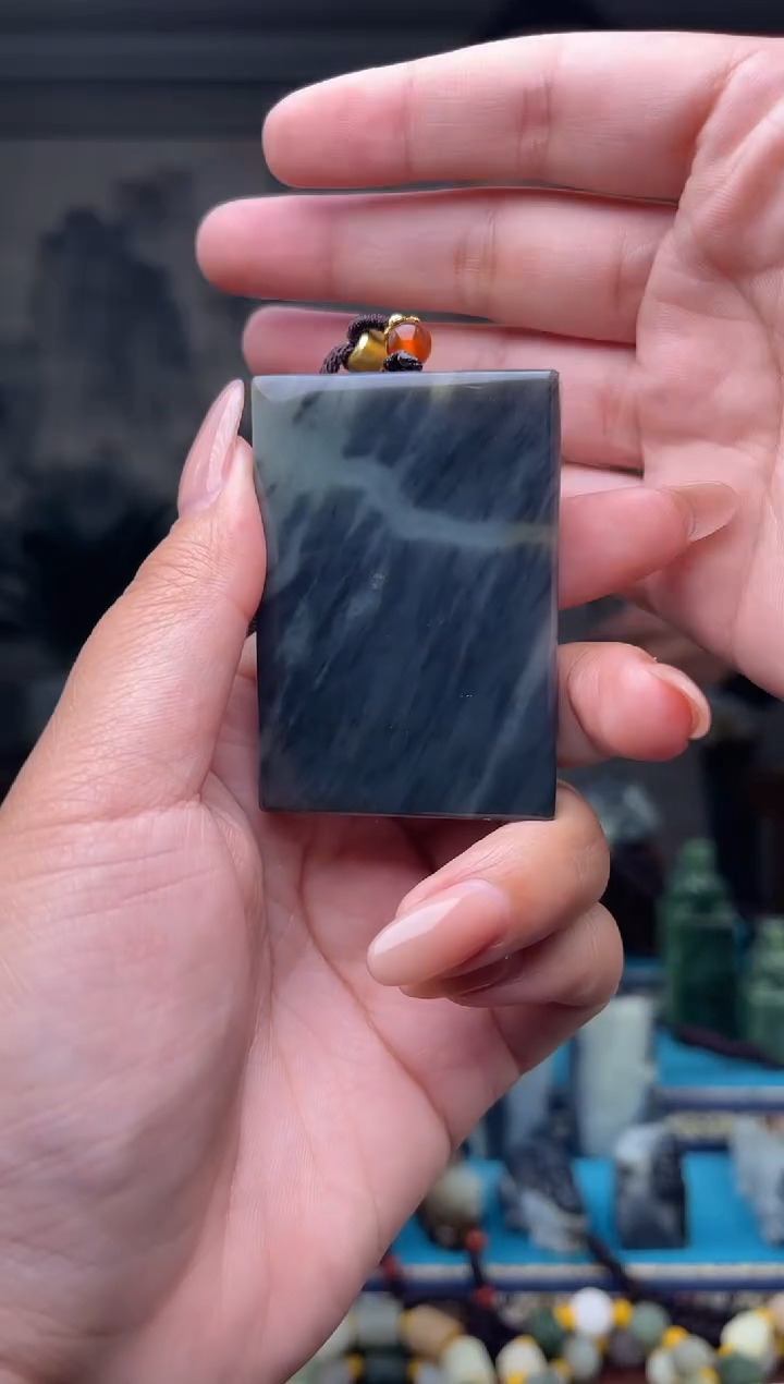 未镶嵌和田玉挂件1