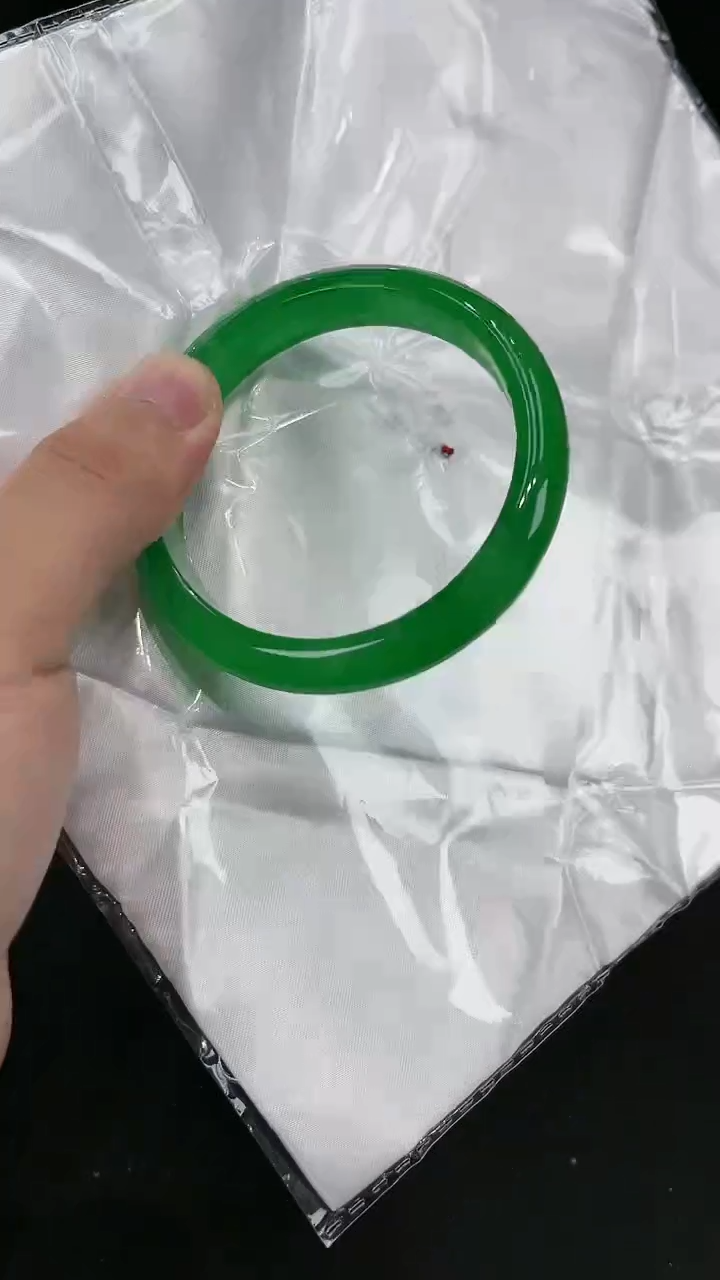 【闪购商品】砖雕s33 正阳绿手镯 圈口60.1