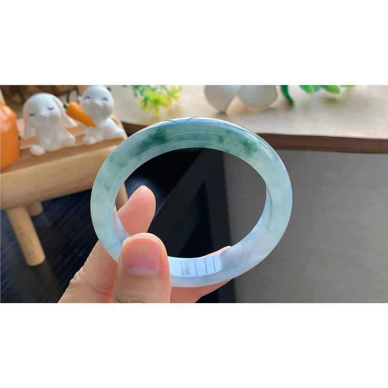 03.02批1370号54.5-12.1-8！漂亮的蓝绿飘花灵动！天然翡翠手镯