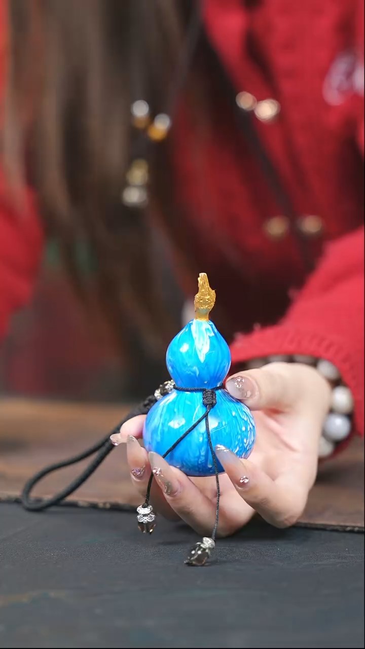 【闪购商品】WN179漂漆精致小手捻{未开口}