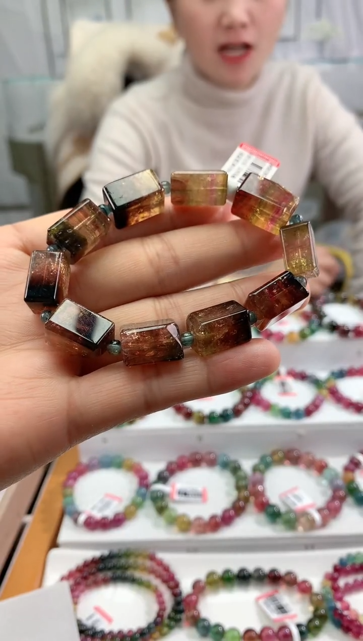 【闪购商品】碧玺手链未镶嵌多样性发一条