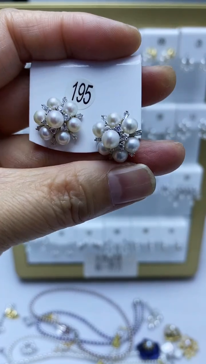 银S925镶嵌耳饰淡水珍珠195