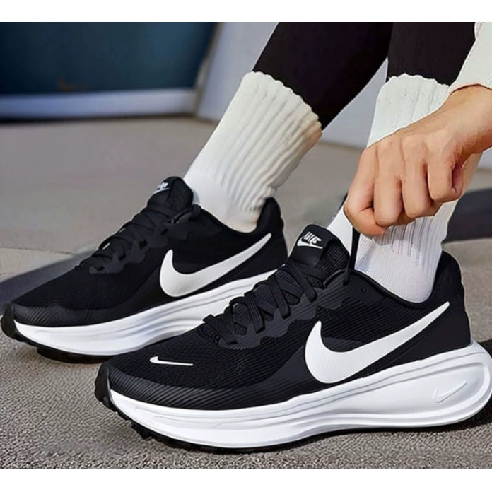 【春上新】耐克女子REVOLUTION 8运动休闲舒适轻便跑步鞋HJ8485001