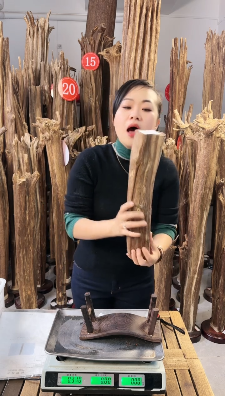 【闪购商品】沉香摆件沉香摆件多样性发一件3