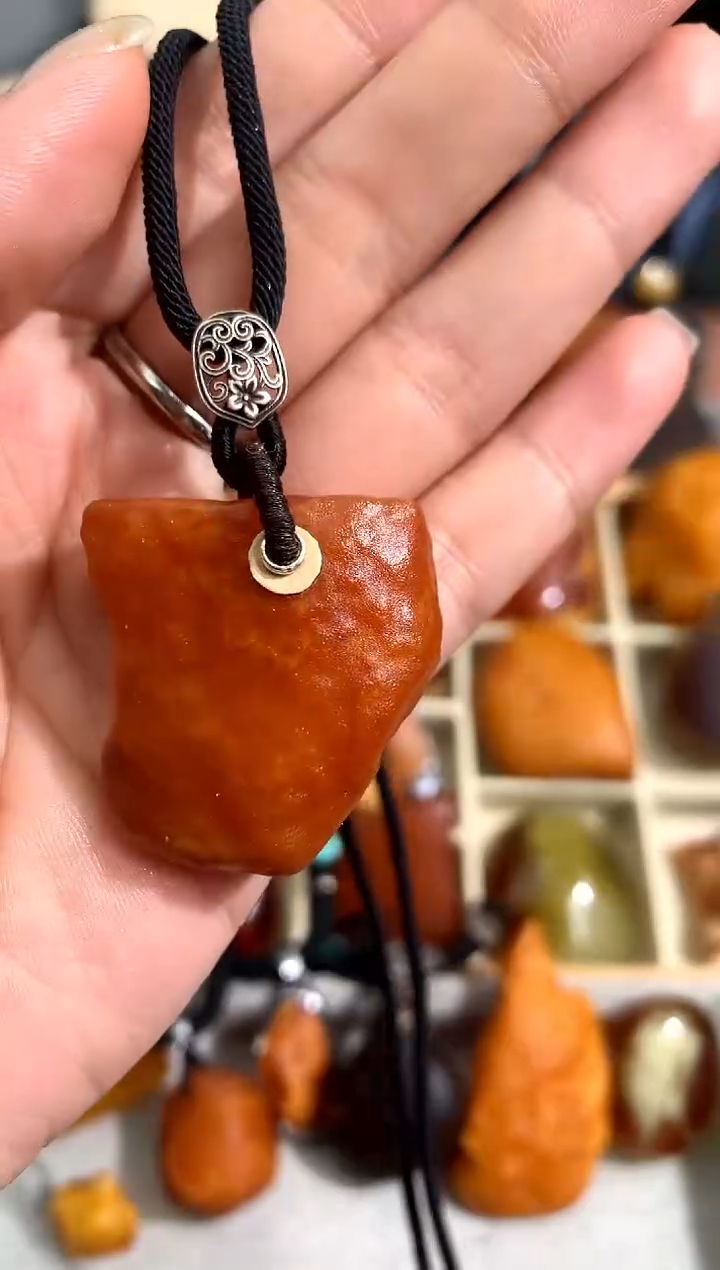 【闪购商品】蜜蜡裸石未镶嵌似玉