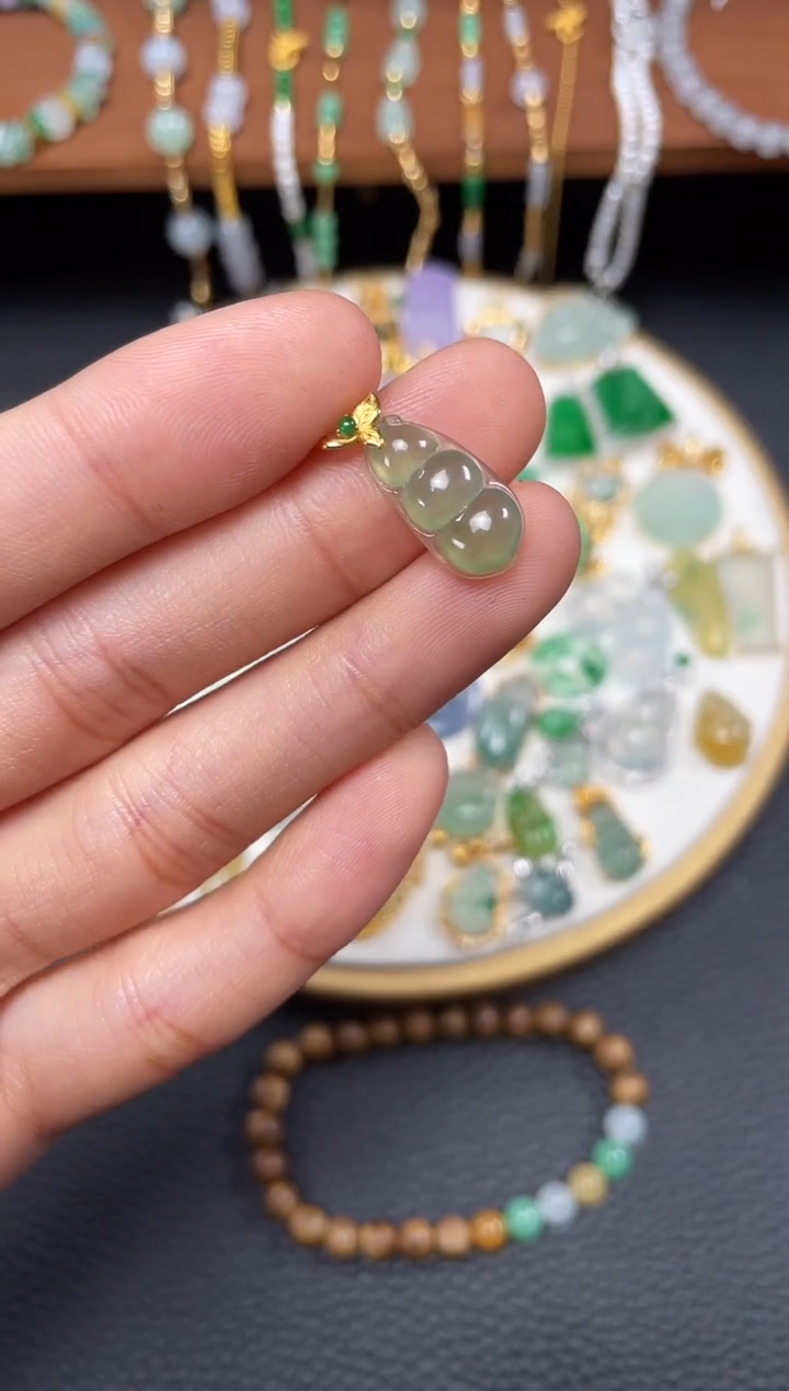 【闪购商品】翡翠吊坠(不含链)18K金镶嵌一个  JK623