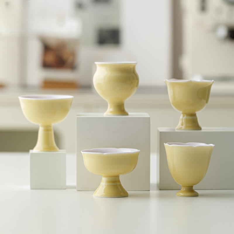 汝晗浅黄温柔陶瓷高足茶杯家用品茗杯功夫茶具花口单杯粉色主人杯