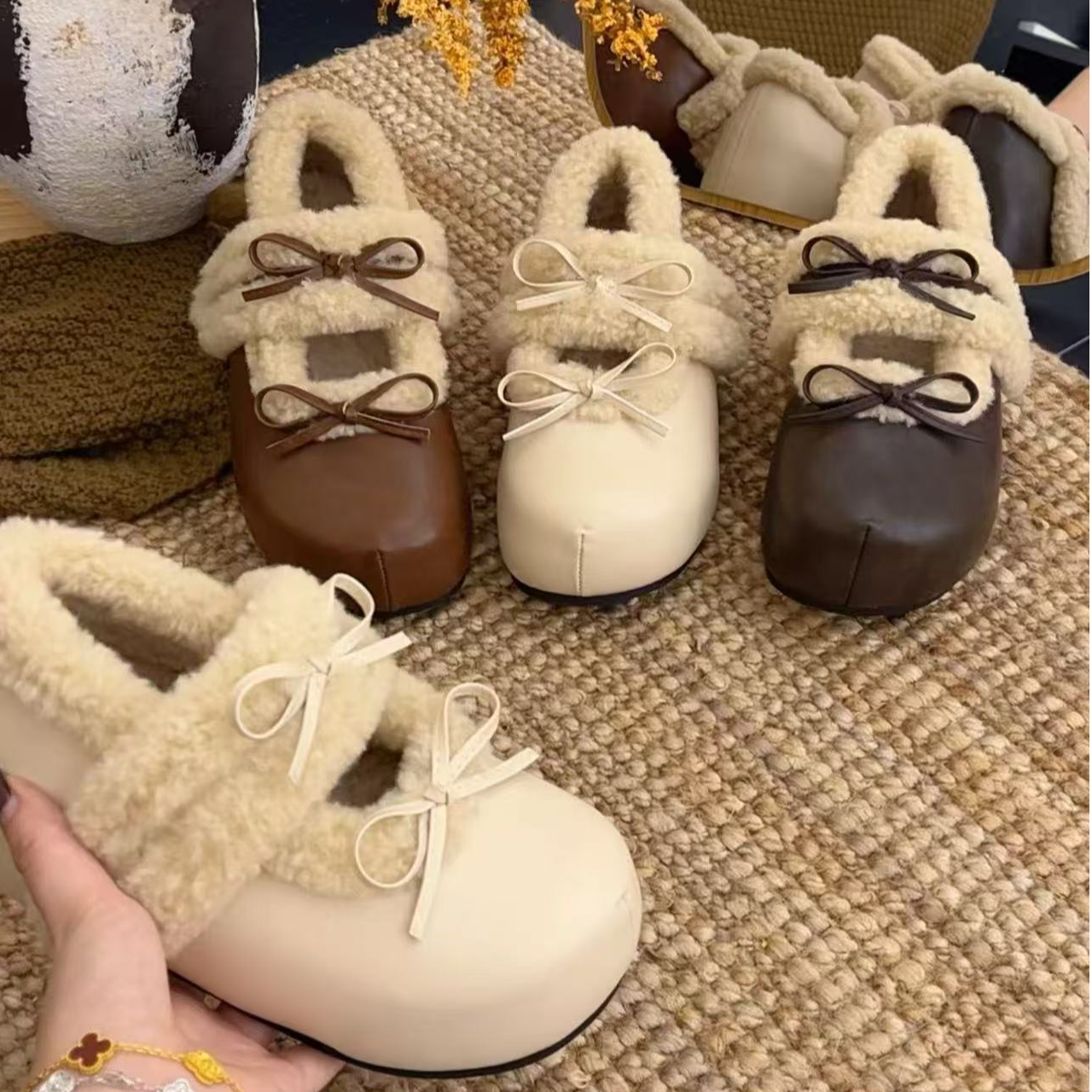 秋冬新款双蝴蝶结设计法式名媛学院风加绒加厚爆款玛丽珍休闲鞋