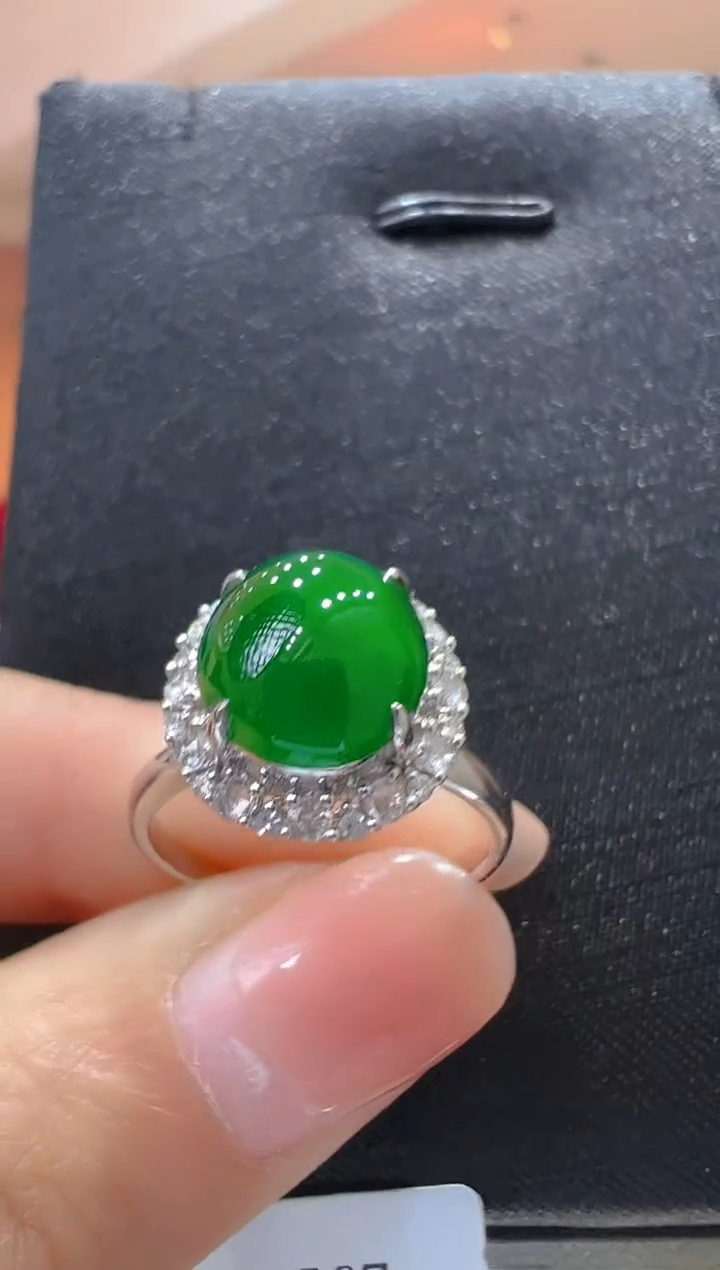 【闪购商品】翡翠戒指18K金镶嵌             