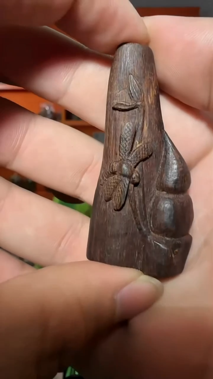 沉香吊坠203号紫伽罗多样性发一