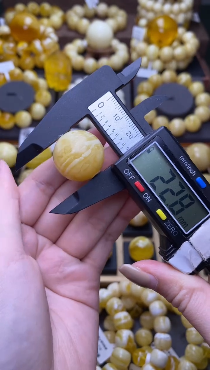 【闪购商品】琥珀裸石未镶嵌大小姐珠宝严选79