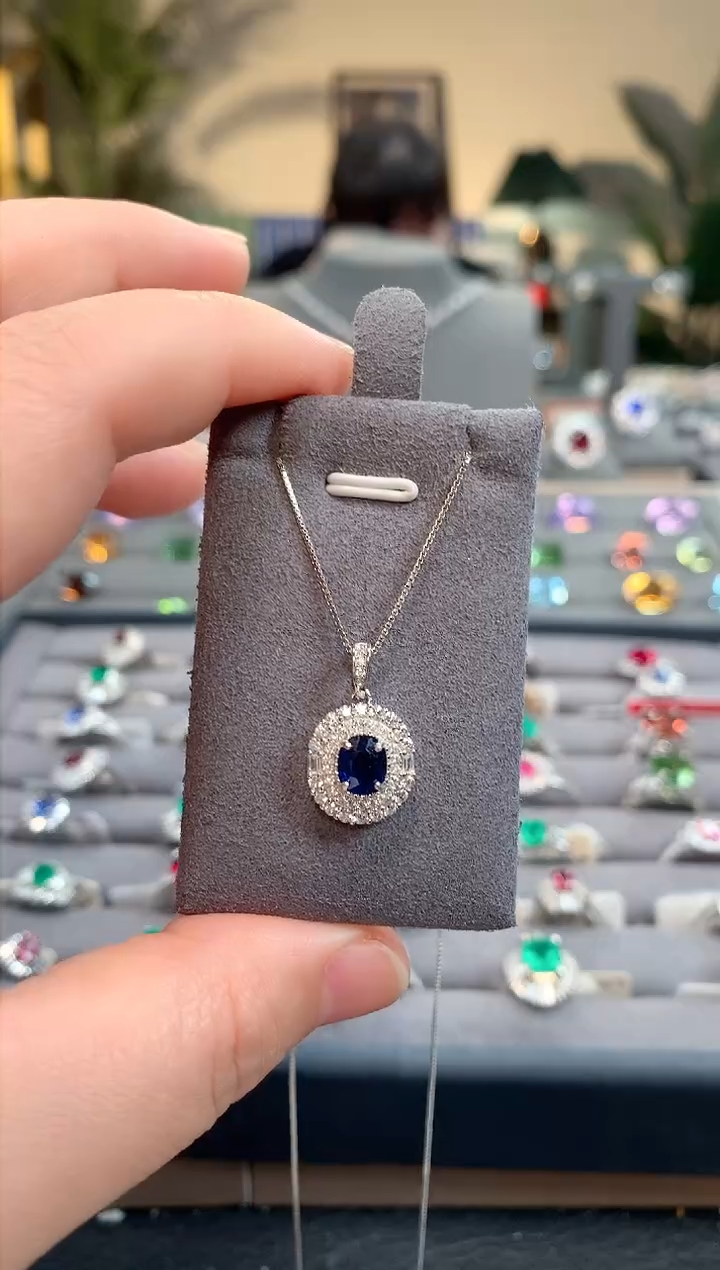 【闪购商品】蓝宝石吊坠(赠链)银S925镶嵌蓝宝石