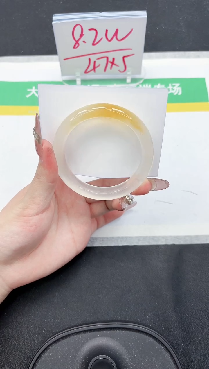 【闪购商品】石英质玉手镯未镶嵌322-55.8