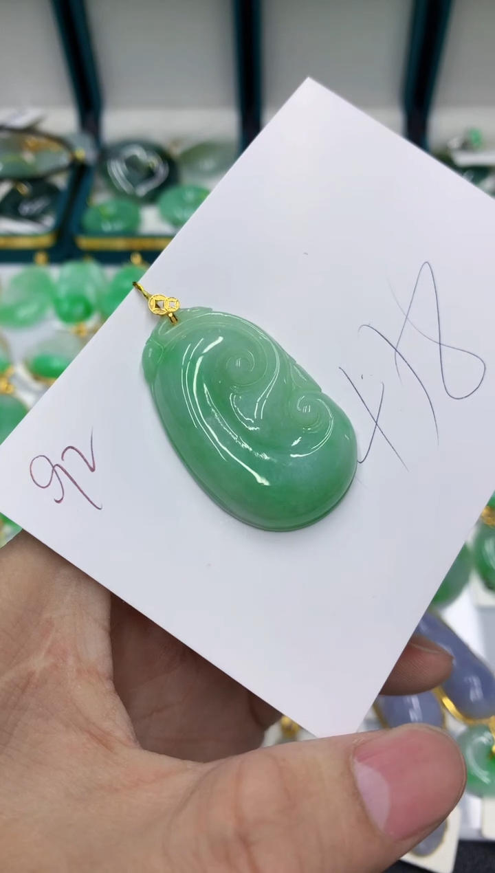 【闪购商品】翡翠颈饰18K金镶嵌号链接11111