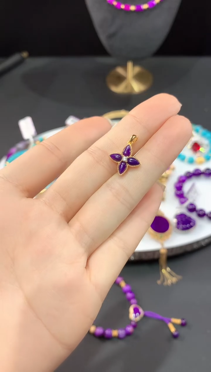 银S925镶嵌苏纪石（舒俱来）.吊坠