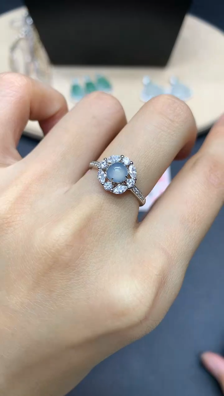 【闪购商品】翡翠戒指银S925镶嵌蛋面【无服务费】