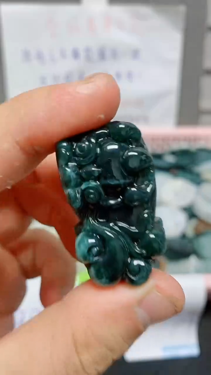 【闪购商品】翡翠颈饰未镶嵌天然翡翠A货1