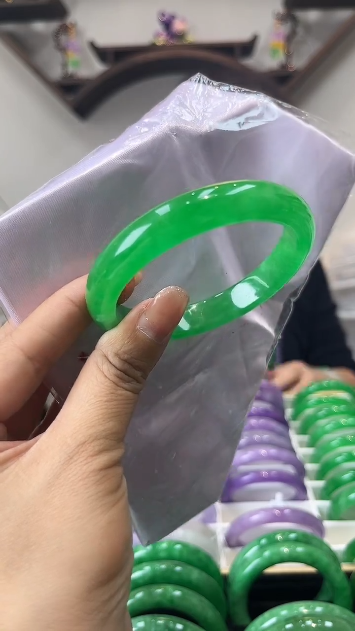 【闪购商品】砖雕a71 圈口60 独货手镯