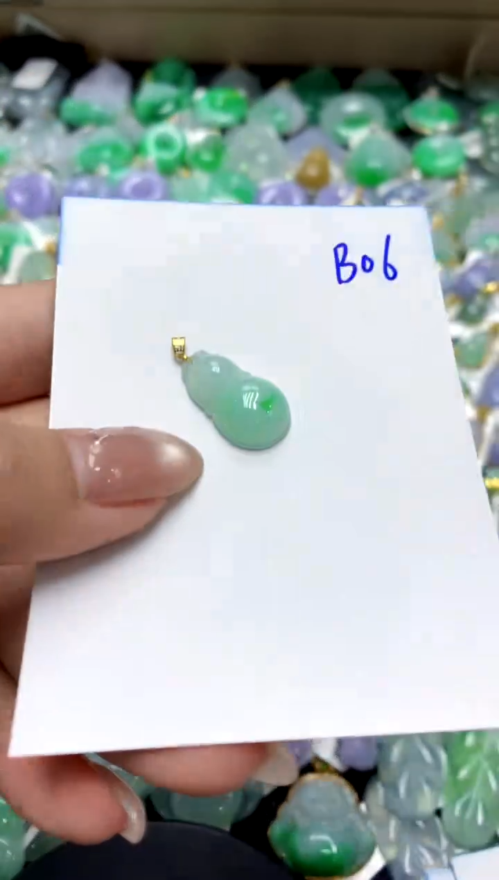 【闪购商品】翡翠颈饰18K金镶嵌1111111111111111