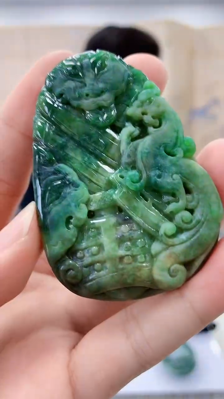 【闪购商品】定制翡翠未镶嵌4917bb-毛货挂件44