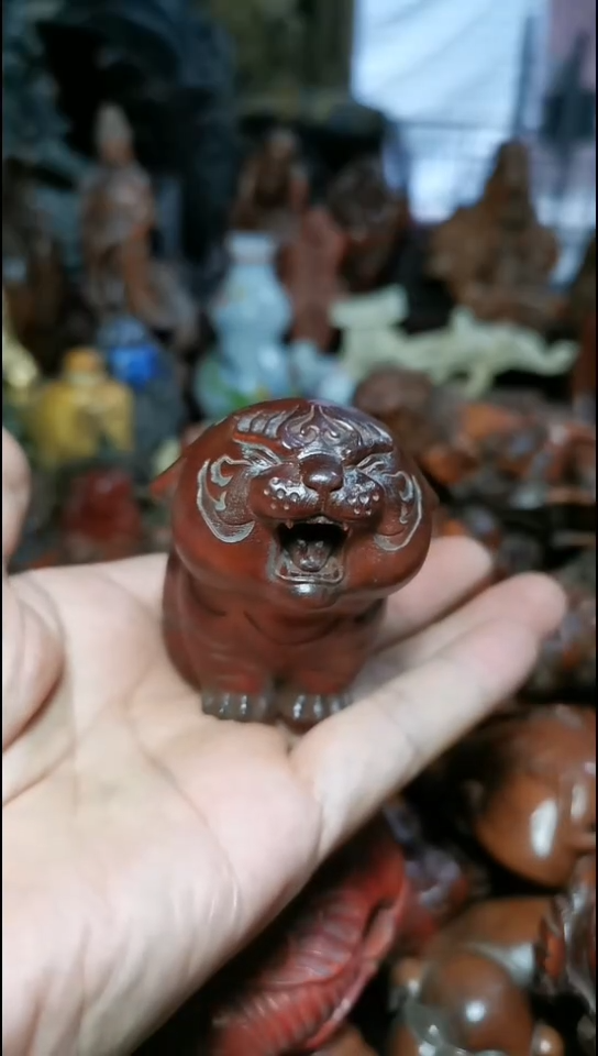 黄杨木老虎摆件手把件