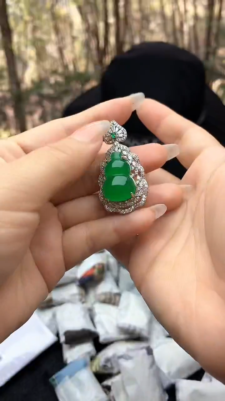 满色吊坠    所见即所得