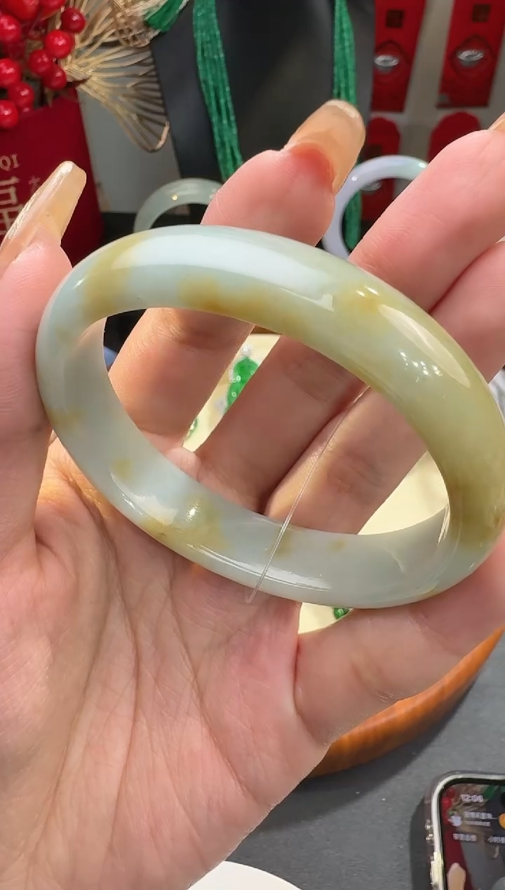 【闪购商品】翡翠手镯未镶嵌手镯