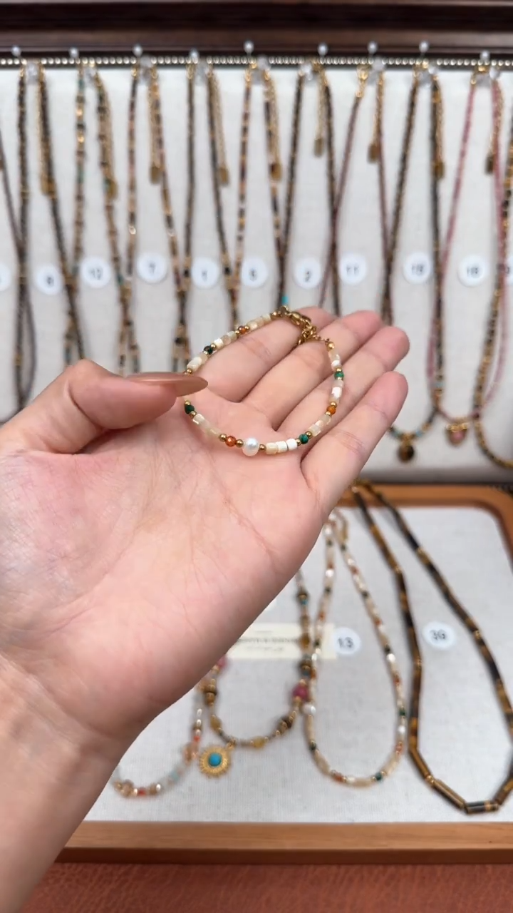 项链钛钢石英质玉手链