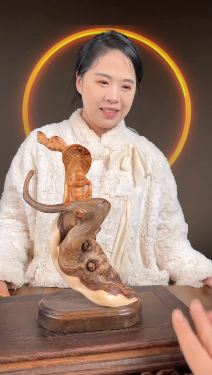 【闪购商品】柏木（崖柏）手工摆件,先抢先得!282