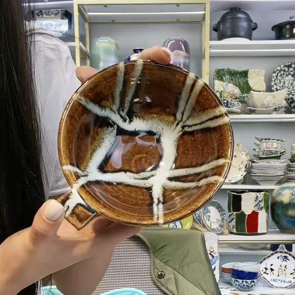 灶师福利【单支】日本进口灶师窑格子纹手付单耳钵碗13.5cm-焦糖色