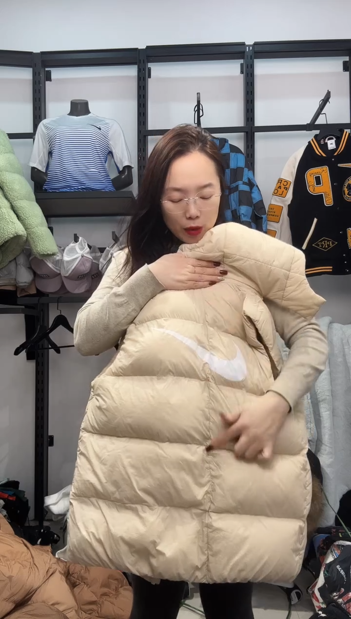 2139闪购编码 Nike/Jordan运动卫衣裤以直播间过款为准 尺码·145