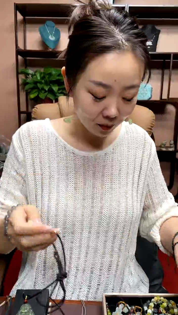 【闪购商品】岫玉吊坠未镶嵌·