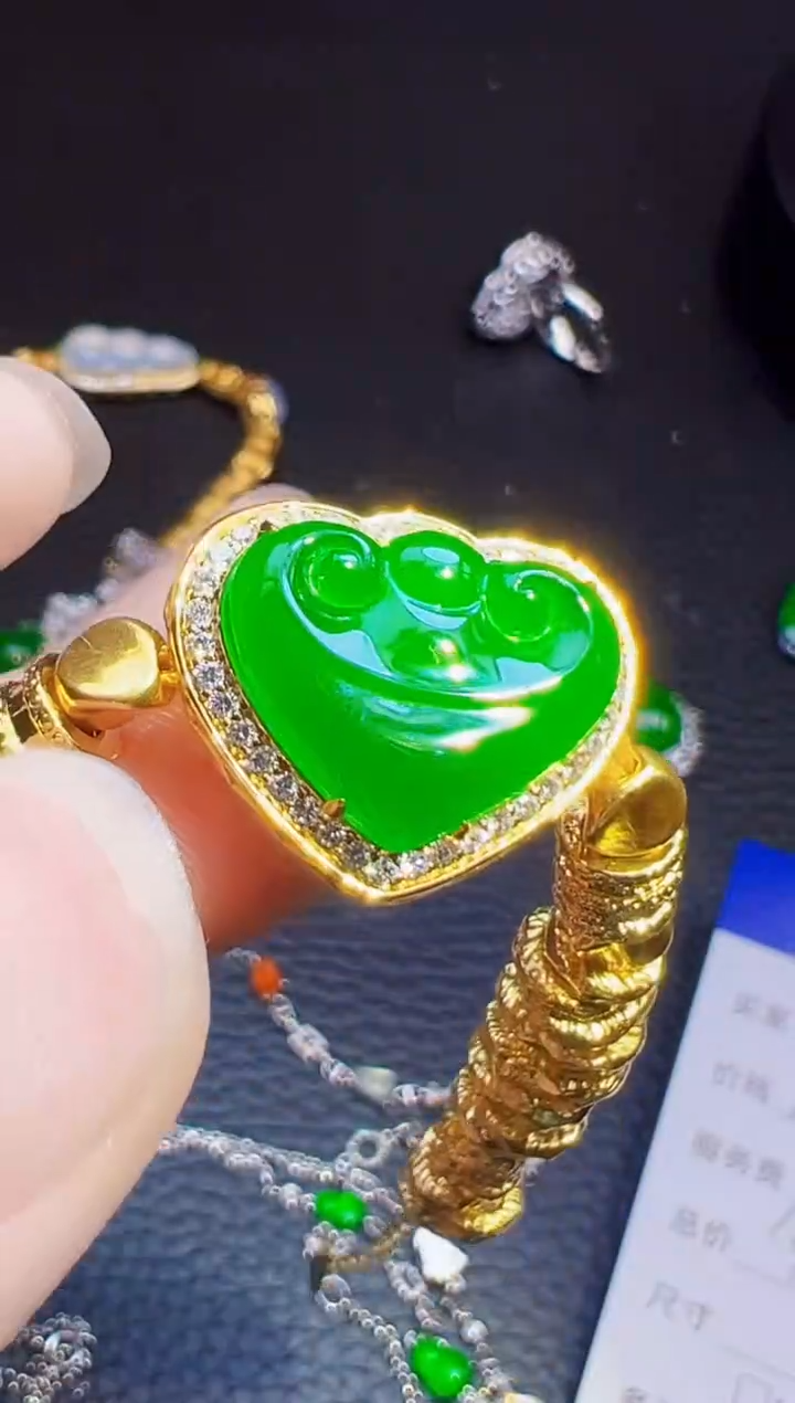 足金镶嵌手链翡翠岁***胧翡翠