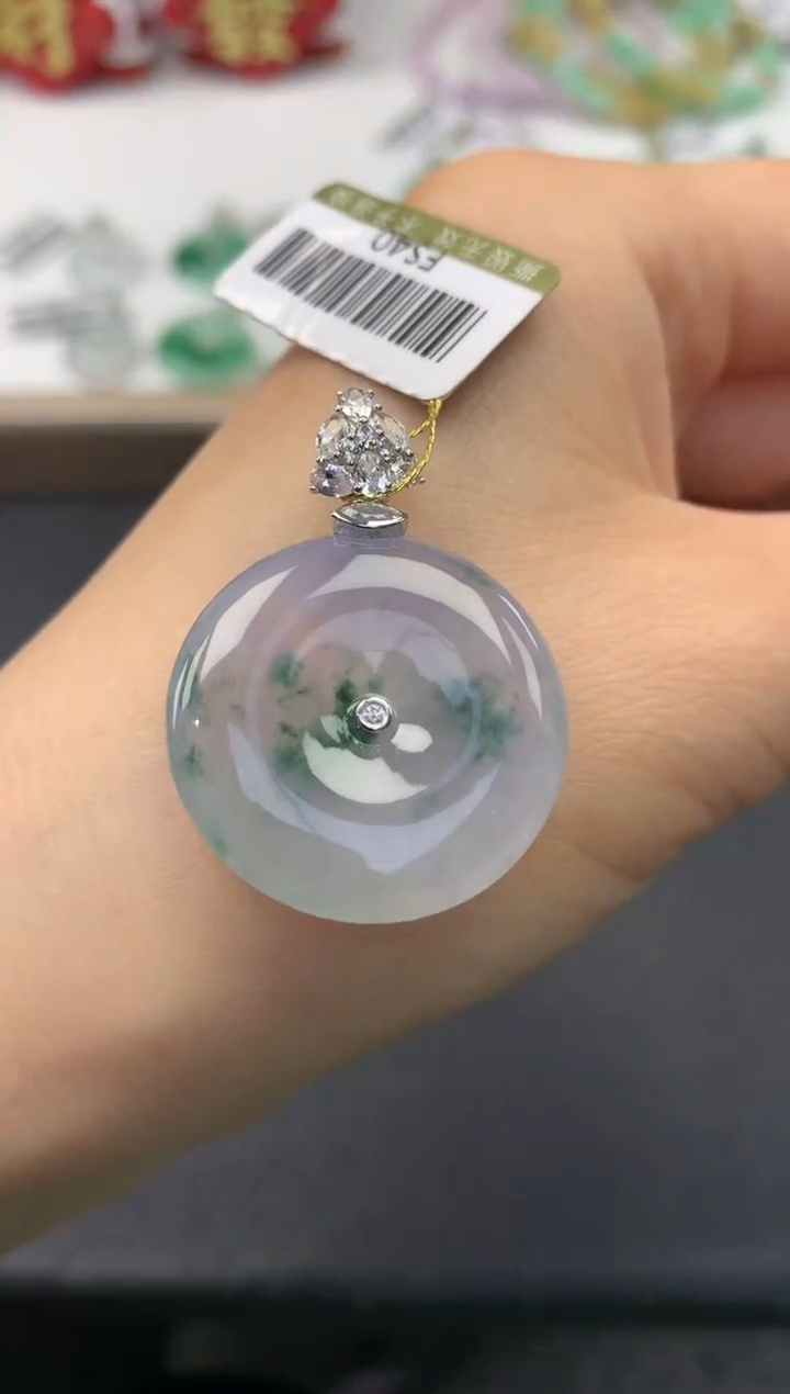 【闪购商品】翡翠颈饰18K金镶嵌         