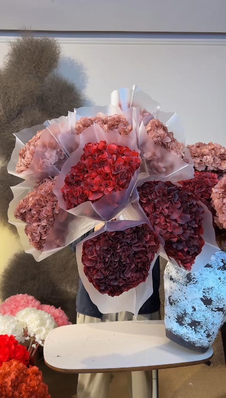 135 山前小麦 · 永生大叶绣球漂色9枝 （咖6酒红3）