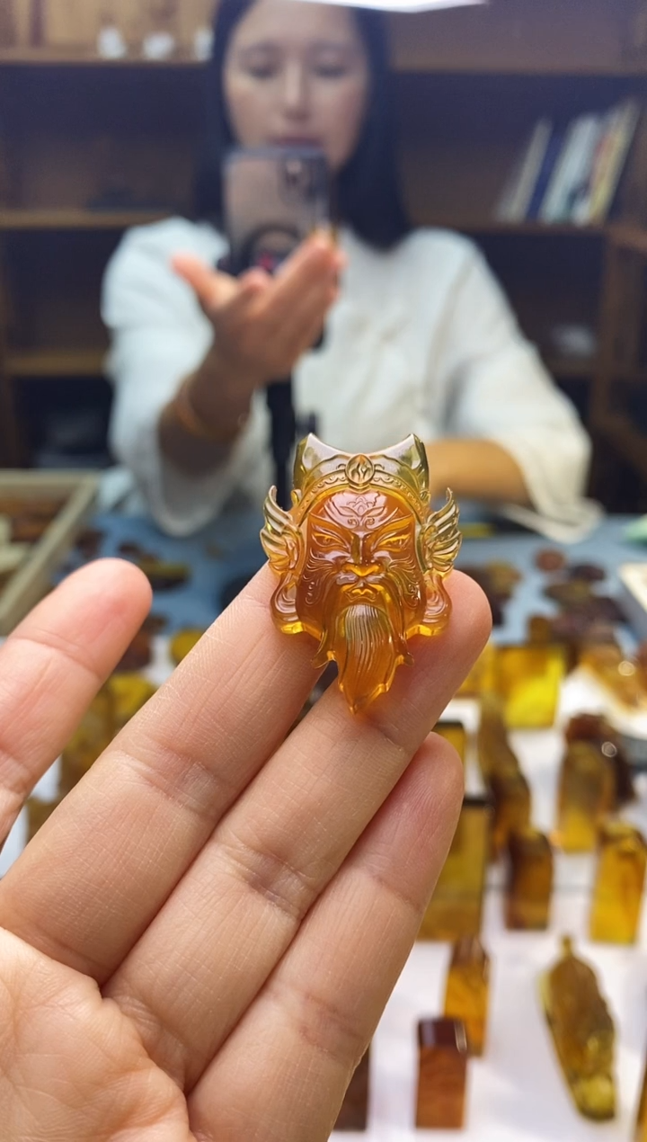 琥珀颈饰未镶嵌SN71-49（傩面具·财神）