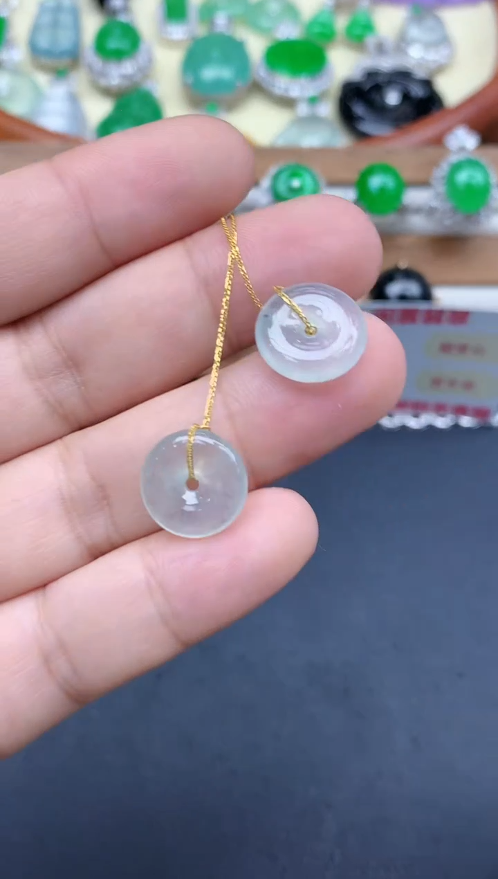 颈饰18K金镶嵌翡翠68-中国好珍宝