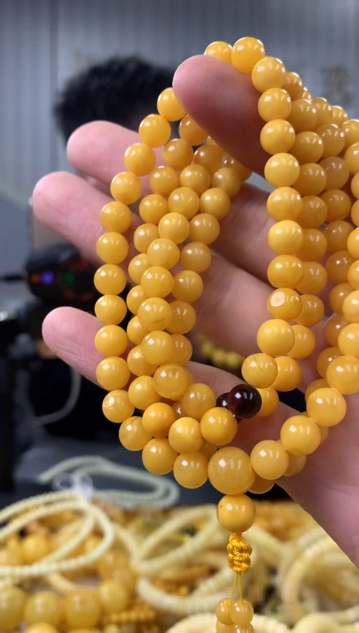 【闪购商品】琥珀裸石未镶嵌链子