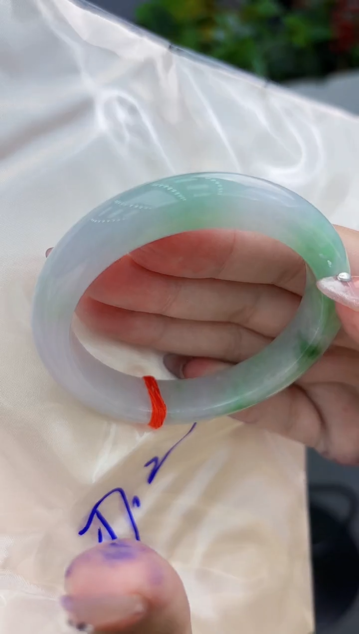 【闪购商品】翡翠手镯未镶嵌翡翠手镯