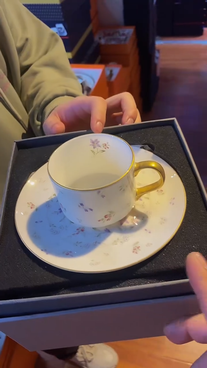 【闪购商品】鸿辉家品牌瓷器，京东包邮！