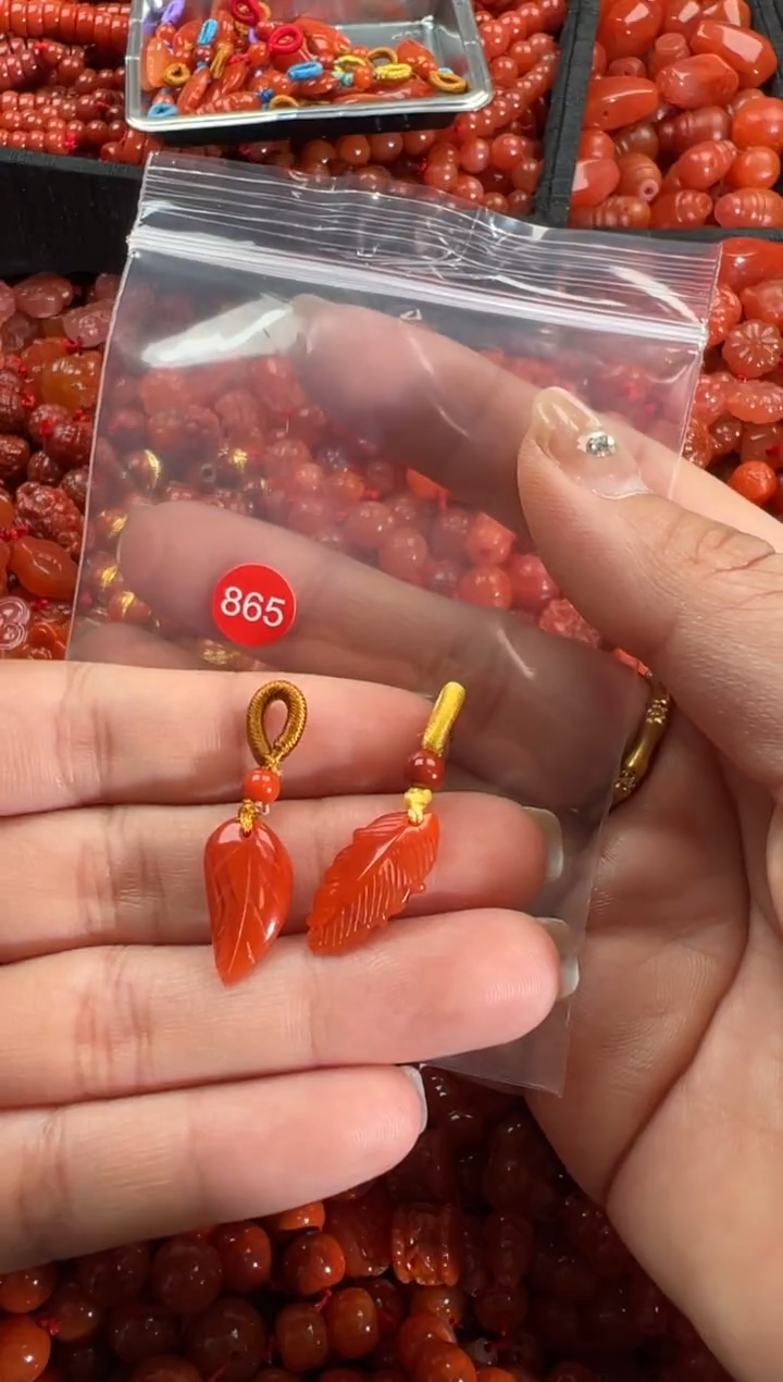 【闪购商品】南红玛瑙颈饰未镶嵌1